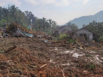 Banjir Bandang dan Longsor di Bandung Barat, 10 Orang Belum Ditemukan
