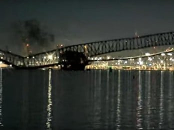 Ngeri, Ini Video Detik-detik Jembatan Francis Scott Key Ambruk Sebabkan 20 Orang Hilang