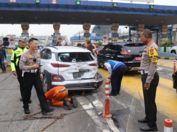 Detik-Detik Kecelakaan Beruntun di Gerbang Tol Halim, Begini Kronologinya
