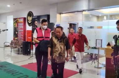 Jadi Tersangka Kasus Korupsi PT Timah, Seberapa Kaya Harvey Moeis Suami Sandra Dewi?
