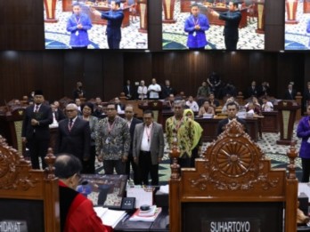 Momen Ketua KPU Protes Ahli Ganjar-Mahfud Karena Sempat Jadi Saksi Rekapitulasi