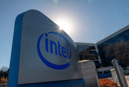 Intel Alami Rugi Rp111 Triliun Pada 2023, CEO Akui Salah Ambil Keputusan