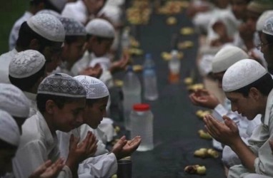 Jadwal Adzan Maghrib Penanda Buka Puasa Hari Ini (4/4) di Bandung, Jakarta, Surabaya, Hingga Semarang