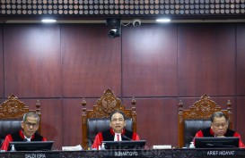 Ketua MK Ancam Keluarkan Tim Prabowo-Gibran dan Tim Anies-Muhaimin dari Ruang Sidang