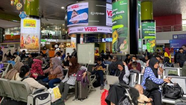 Puncak Arus Mudik Kereta Api Hari Ini, Okupansi Stasiun Gambir Tembus 100%