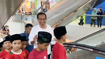 Jokowi Ajak Anak Yatim Belanja Baju dan Kue Lebaran di akhir Ramadan