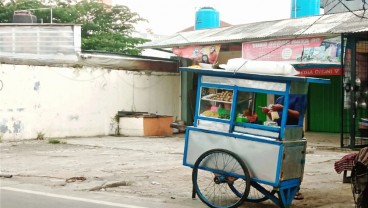 Cuan Pedagang Bakso saat Lebaran: Ogah Mudik, Omzet Naik Berlipat