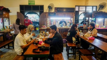 Angkringan Kopi Joss Slasar Malioboro: Tampilan Lebih Modern, Harga Tetap Terjangkau