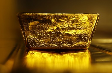 Biang Kerok Harga Emas Tergelincir dari Rekor Kala Idulfitri