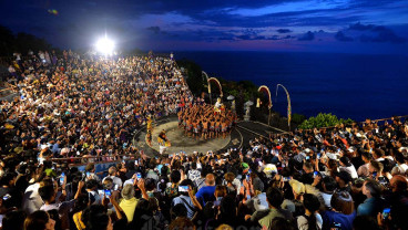 Wisata Tari Kecak Uluwatu Bali