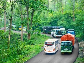 Cerita Mendebarkan Saat Pemudik Lewati Jalur 'Tengkorak' Alas Roban