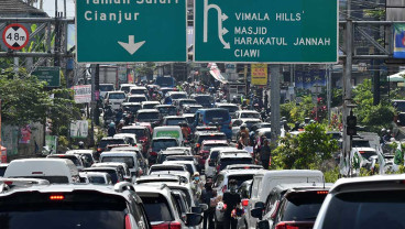 Volume Kendaraan di Jalur Wisata Puncak Meningkat Hingga 20% Saat Libur Lebaran
