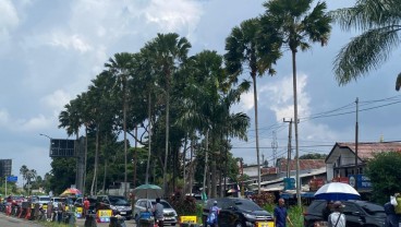 Jalur Puncak Padat, One Way hingga Contraflow Diberlakukan Pagi Ini