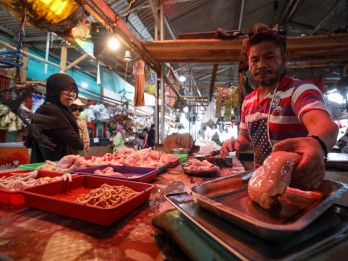 Harga Pangan H+3 Lebaran: Bawang Merah & Daging Ayam Tembus Rp40.000 per Kg