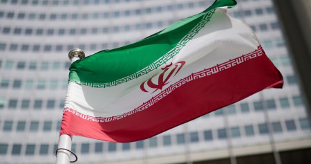 Bendera Iran/Bloomberg