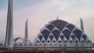 Alokasi APBD untuk Operasional Masjid Al Jabbar per Tahun Capai Rp37 Miliar!