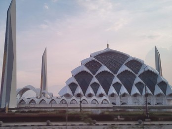 Alokasi APBD untuk Operasional Masjid Al Jabbar per Tahun Capai Rp37 Miliar!