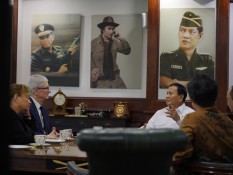 Potret Pertemuan CEO Apple Tim Cook dan Menhan Prabowo Subianto