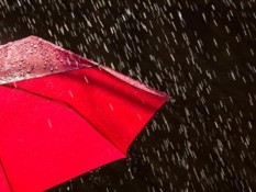 Cuaca Jakarta Hari Ini 18 April: Hujan Ringan Siang dan Malam