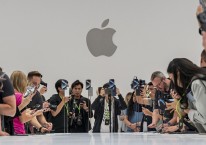 PDKT ke Indonesia, Saham Apple Buy or Bye?
