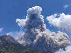 Gunung Ruang Berada di Level Awas, Media Asing Ikut Soroti Keadaannya