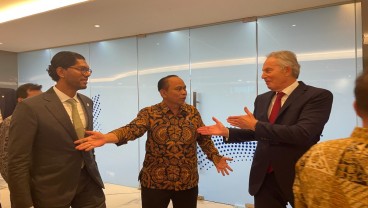 Menkominfo Bertemu Tony Blair, Bahas Uji Coba Starlink di IKN