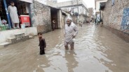 Pakistan dan Afghanistan Dilanda Banjir, 168 Orang Dilaporkan Tewas