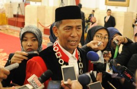 Hakim MK Saldi Isra Sindir Peran Bawaslu Hingga DPR Terkait Pemilu