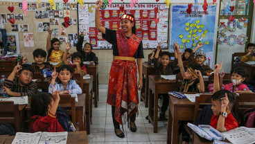 Peringatan Hari Kartini di Lingkungan Sekolah