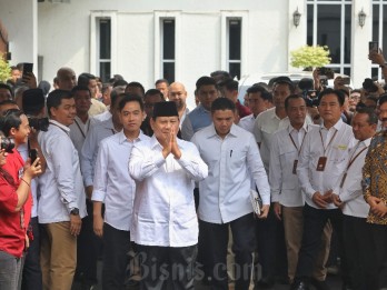 Momen Prabowo-Gibran dan Anies-Imin Duduk Bareng Saat Penetapan KPU