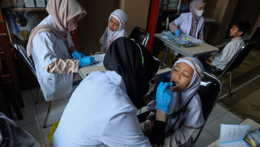 Pemeriksaan Kesehatan Gigi Anak