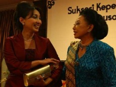 BRA Mooryati Soedibyo Mustika Ratu Dimakamkan di Bogor, Presiden Jokowi Hingga Menteri Bintang Berduka