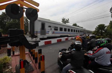 Hingga Hari Ini, Sudah Ada 10 Kasus Orang Menemper KA di Daop 2 Bandung