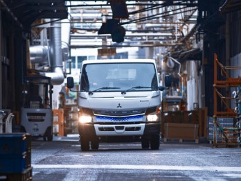 Penjualan Truk Ambruk, Mitsubishi Fuso Bergantung Kepada Sektor Logistik