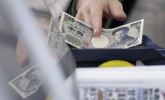 Duh, Yen Jepang Ambrol ke 160 per Dolar, Terendah sejak 1990