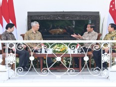 Momen Jokowi dan Prabowo Bertemu PM Singapura Lee Hsien Loong