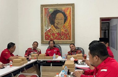Eri Cahyadi dan Armuji Daftar ke PDIP untuk Pilkada Surabaya 2024