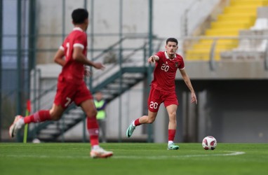 Momen Justin Hubner Tahan Emosi dengan Keputusan Wasit di Semifinal Piala Asia U-23