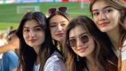 Viral Potret Suporter Cantik Uzbekistan, Netizen Sindir Wasit: Pantes Salah Fokus