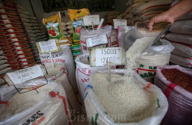 HET Beras Bakal Melonjak, Inflasi RI Terancam Bengkak?