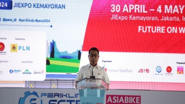 Pameran Kendaraan Listrik PEVS 2024, Pengunjung Bisa Jajal Motor Listrik