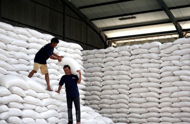 Bulog Ngebut, Klaim Serap 30.000 Ton Gabah Petani per Hari