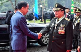 Senyum Jokowi Soal Ide 'Klub Presiden' Prabowo