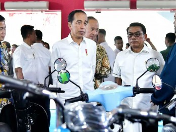 Jokowi Pede Ekosistem Kendaraan Listrik di RI Segera Terbentuk