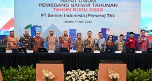 Tembok Mengadang Kinerja Semen Indonesia (SMGR)