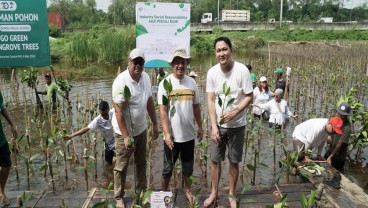 Wujudkan Komitmen Keberlanjutan, IFG Life Tanam Mangrove di PIK Bersama AAJI