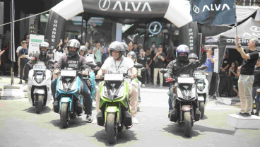 Manuver Sepeda Motor Alva Setrum ASN di Pulau Dewata
