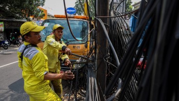Setahun Kasus Sultan, Kabel Internet Menjuntai Masih Ramai di Jakarta