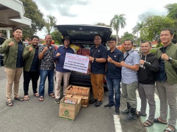 Semen Baturaja Salurkan Bantuan untuk Korban Banjir Kabupaten OKU