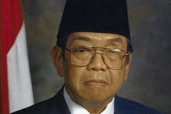 Gus Dur di Tengah Riuh Gelisah Para Pengusaha dan Buruh